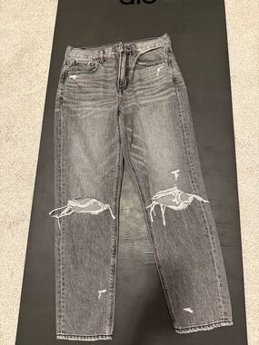 American Eagle Outfitters Gray High-Rise Distressed Jeans